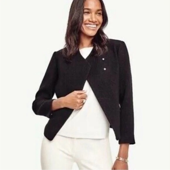 LOFT Black Blazer Asymmetrical Tailored Suit Jacket Size 2 Business Wool Blend - Picture 1 of 6